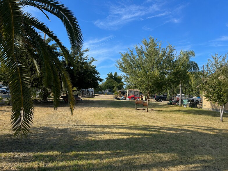 518 Roberts Ln, Bakersfield, CA à vendre - Autre – Image 3 sur 4