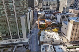 Plus de détails pour 440 N State St, Chicago, IL - Local commercial à louer