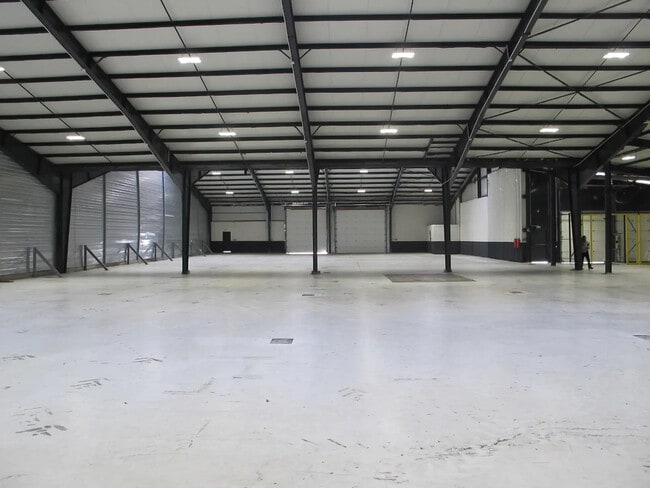 Plus de détails pour Industriel/Logistique à louer