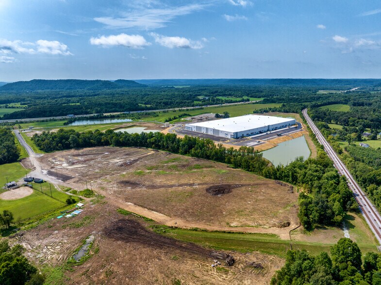 Ball Park Rd, Lebanon Junction, KY à louer - Photo de l’immeuble – Image 2 sur 4