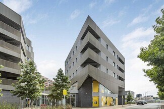 Plus de détails pour 8 Parkes St, Londres - Bureau à louer