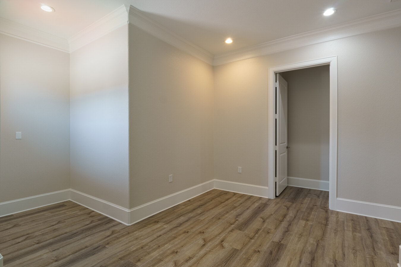 19539 Champion Forest Dr, Spring, TX 77379 - Lot B - - Photo intérieure - Image 2 of 16