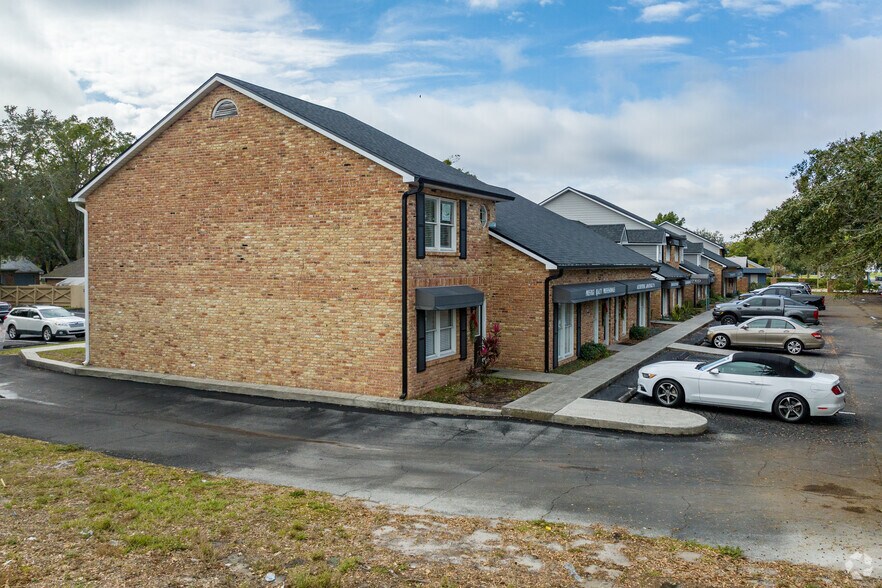 4107 Neptune Rd, Saint Cloud, FL à louer - Photo de l’immeuble – Image 2 sur 9
