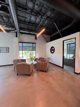 5871 Pine Ave, Chino Hills, CA à louer Photo intérieure– Image 2 sur 8