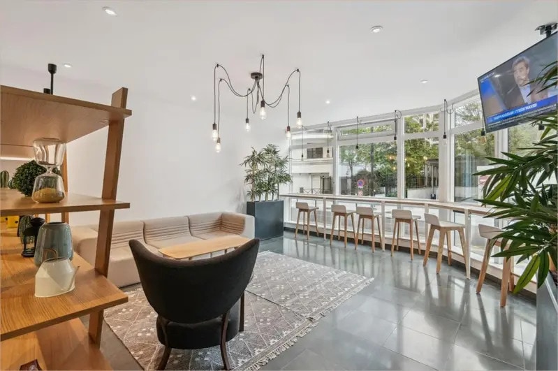 123 Rue Jules Guesde, Levallois-Perret à louer - Photo de l’immeuble – Image 2 sur 11