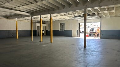 14708-14726 Arrow Hwy, Baldwin Park, CA à louer Photo de l’immeuble– Image 1 sur 7