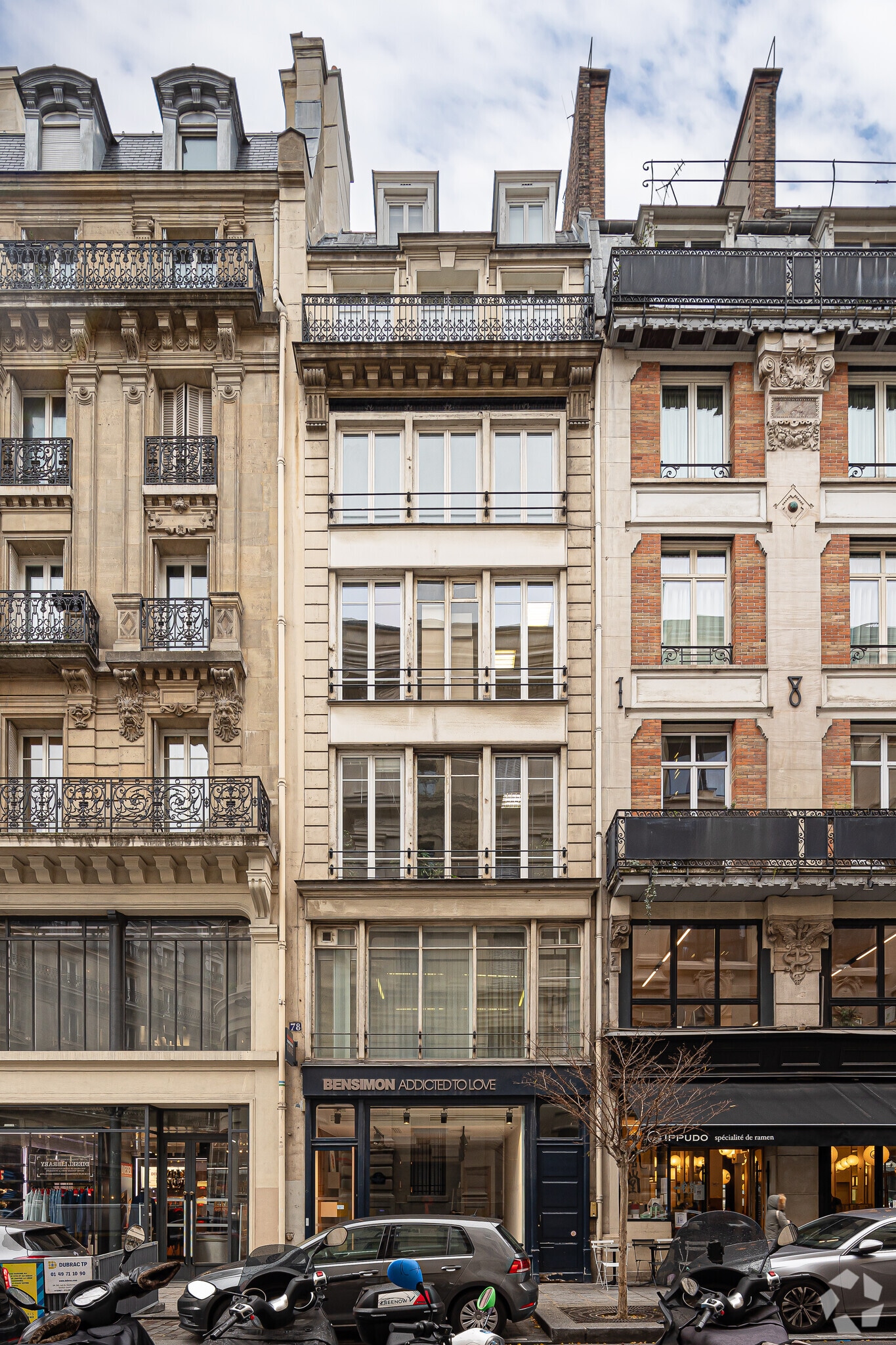 Rue Jean-Jacques Rousseau, Paris à louer Photo principale– Image 1 sur 6