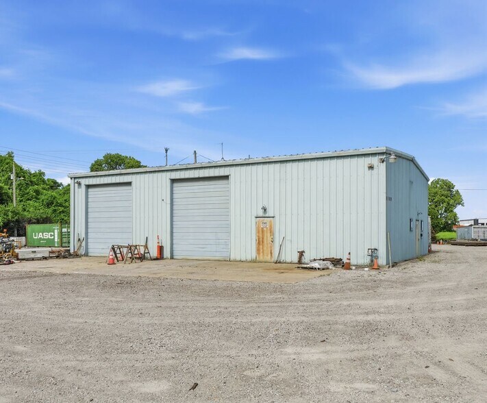 4300-4302 Bridgeton Industrial Dr, Bridgeton, MO à louer - Photo de l’immeuble – Image 2 sur 7