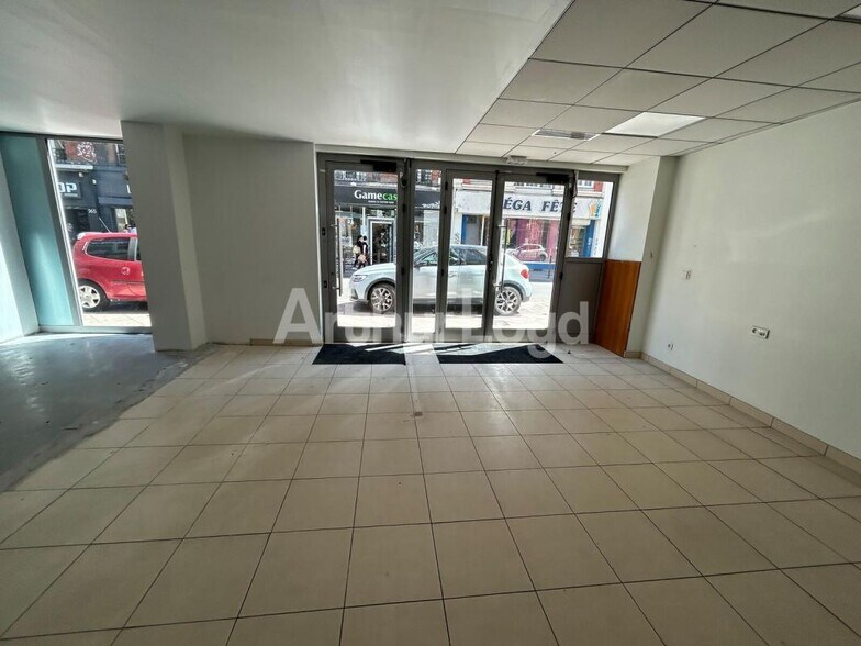 Local commercial dans Lille à louer - Photo intérieure – Image 2 sur 8