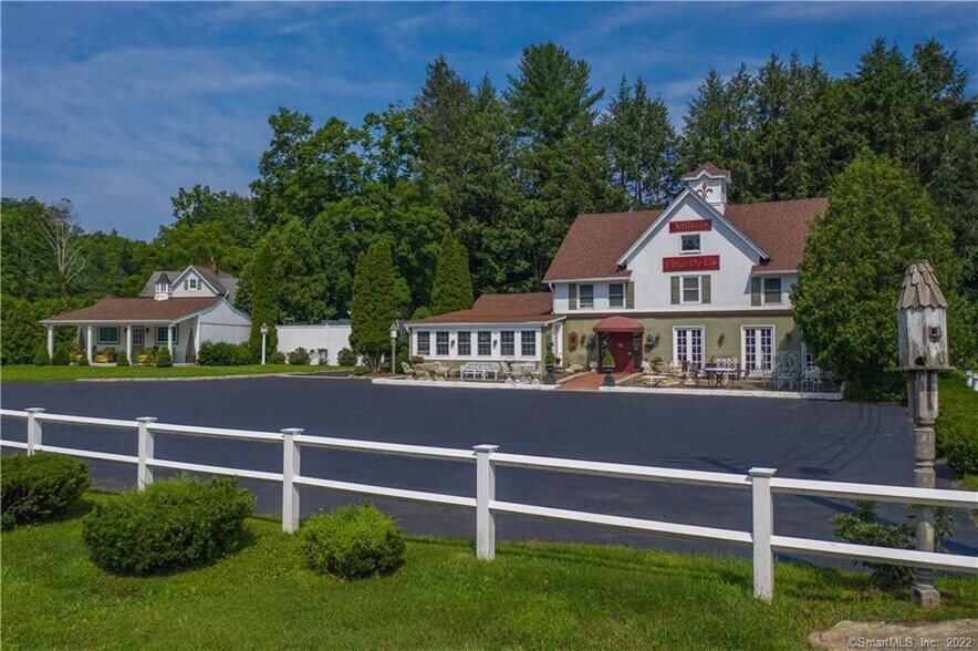 4 Long Ridge Rd, Redding, CT à vendre - Photo de l’immeuble – Image 2 sur 30
