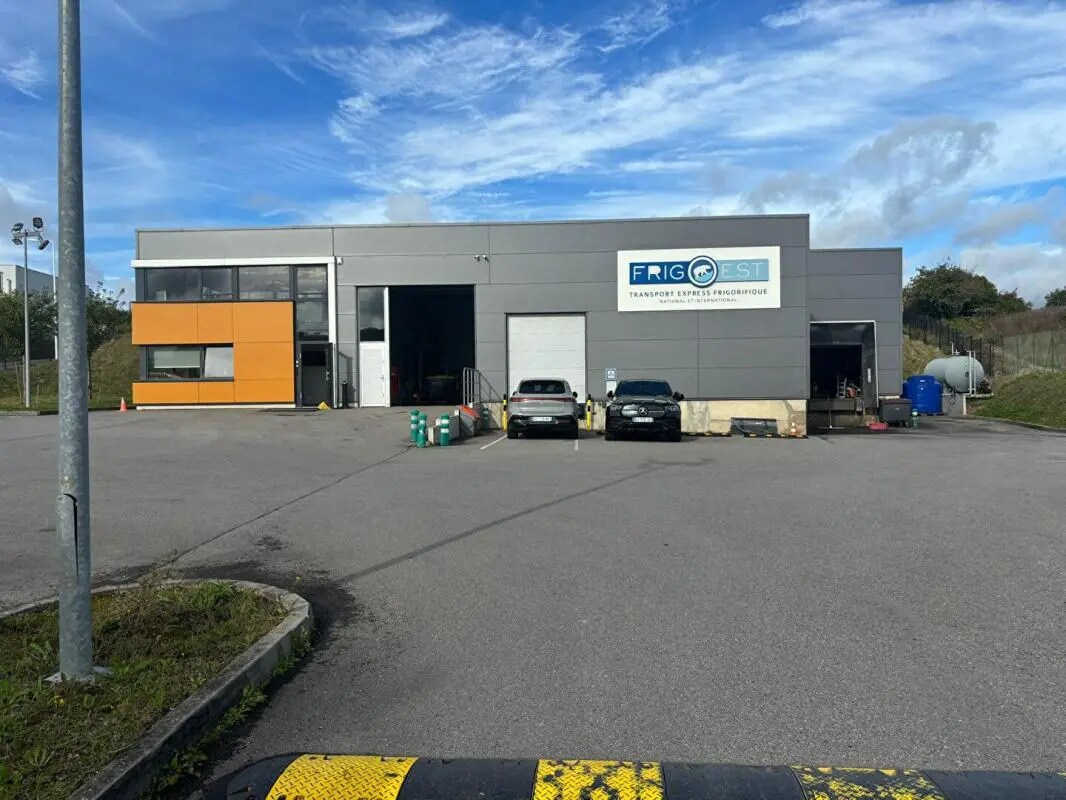 Local d’activités dans Marly à louer Photo de l’immeuble– Image 1 sur 13