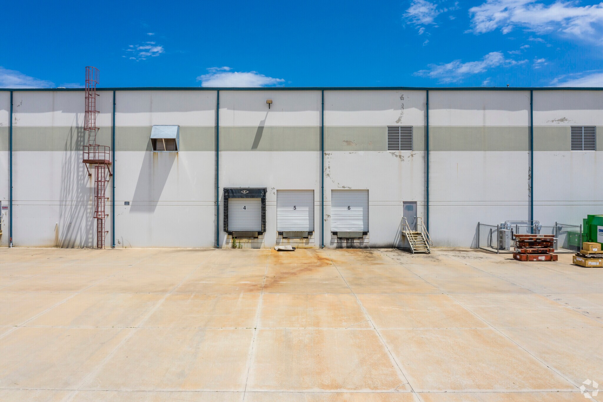 6601 S Air Depot Blvd, Oklahoma City, OK à louer Photo de l’immeuble– Image 1 sur 9