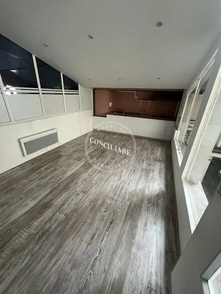 8 Route De Grenade, Seilh à louer - Photo intérieure – Image 2 sur 6