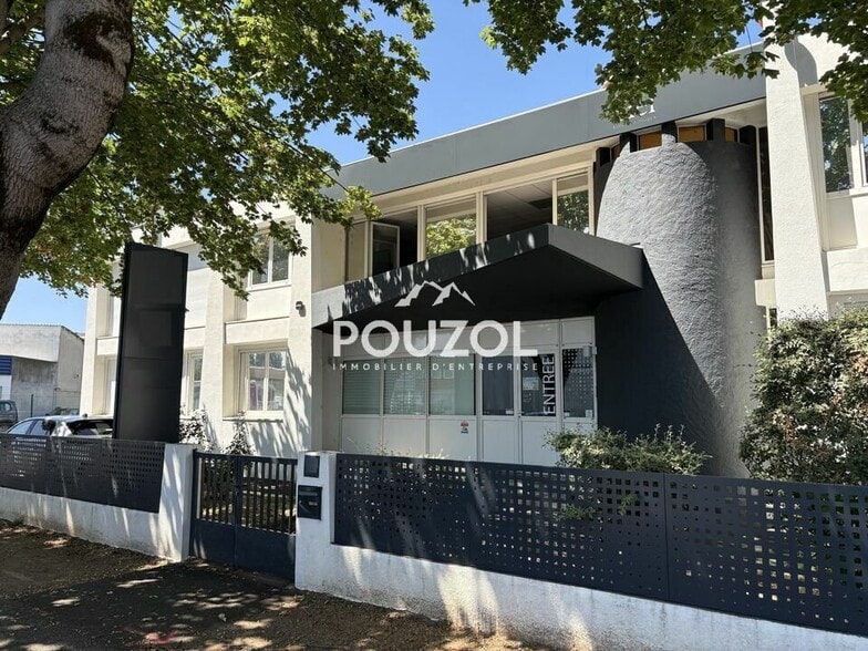 13 Rue Des Frères Lumière, Clermont-Ferrand à louer - Photo de l’immeuble – Image 2 sur 14