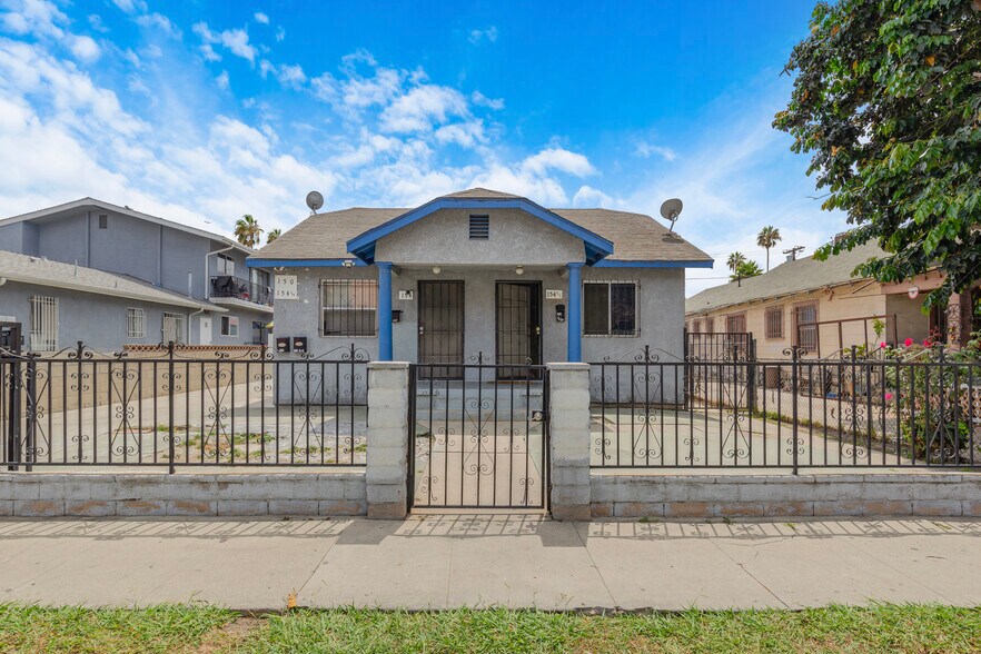 150 W 76th St, Los Angeles, CA à vendre - Photo de l’immeuble – Image 3 sur 6