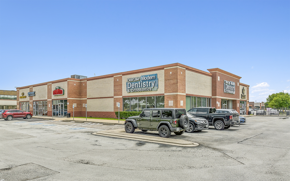 16811 El Camino Real, Houston, TX à louer - Photo de l’immeuble – Image 3 sur 7