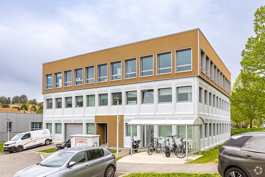 Bureau dans Dardilly à louer - Photo de l’immeuble – Image 1 sur 3