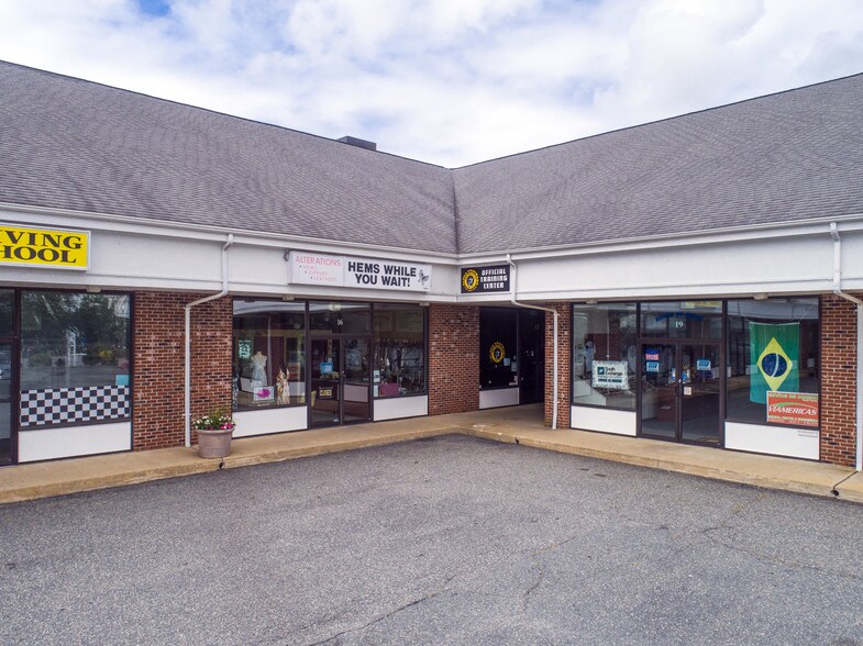 11 Enterprise Rd, Hyannis, MA à louer - Photo intérieure – Image 2 sur 5