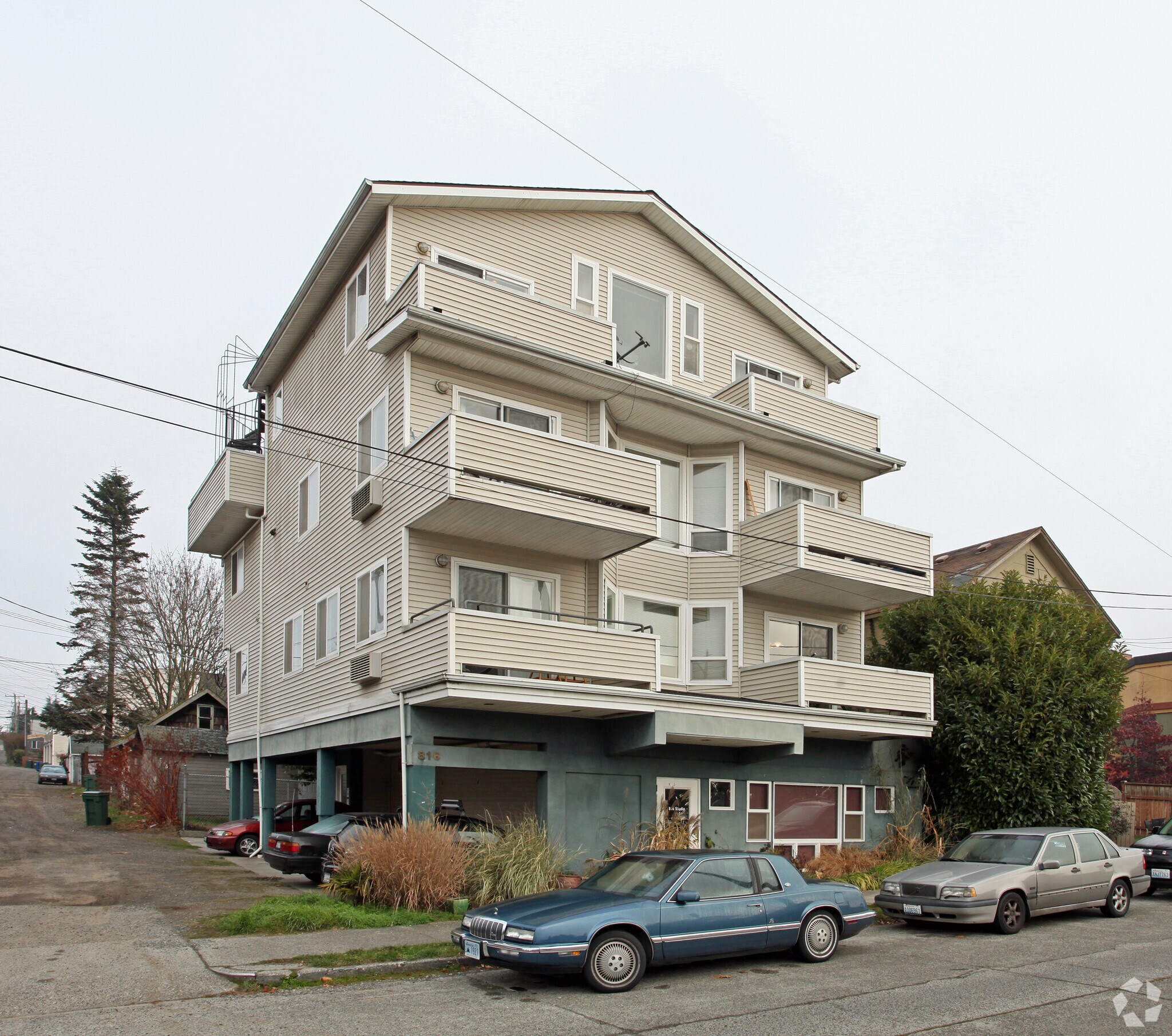 816 N 38th St, Seattle, WA à vendre Photo principale– Image 1 sur 19