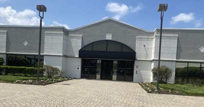 41 Spring St, New Providence, NJ à louer Photo de l’immeuble– Image 1 sur 5