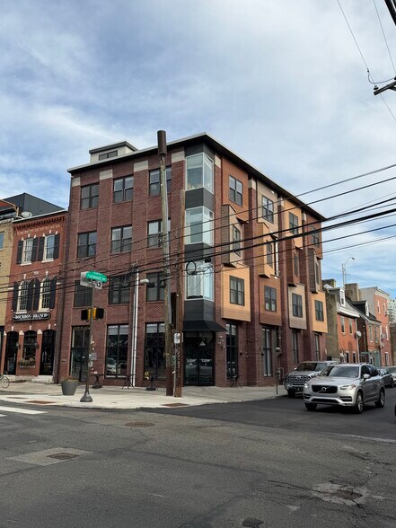 701 & 980 N 2nd Street portefeuille de 2 biens à vendre sur LoopNet.fr - Photo de l’immeuble – Image 2 sur 9
