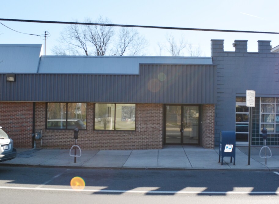 3301 Rhode Island Ave, Mount Rainier, MD à louer Photo principale– Image 1 sur 5