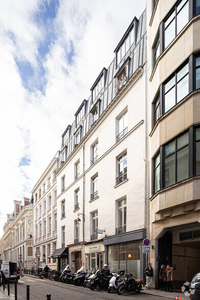 13 Rue Vivienne, Paris à louer - Photo de l’immeuble – Image 1 sur 6