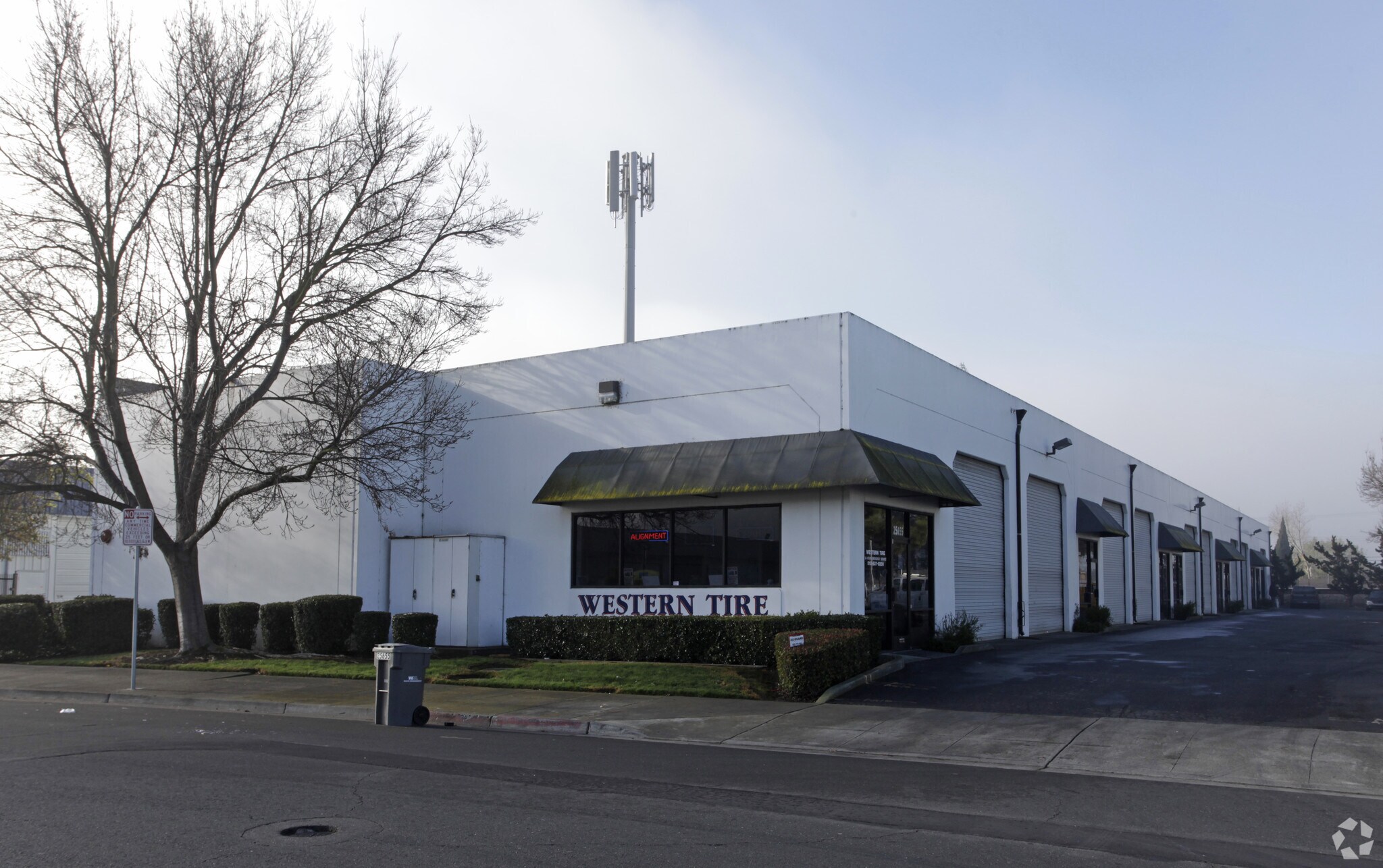 25655 Dollar St, Hayward, CA à louer Photo principale– Image 1 sur 4