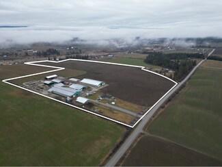 Plus de détails pour 4809 Back Enderby Rd, Armstrong, BC - Terrain à vendre