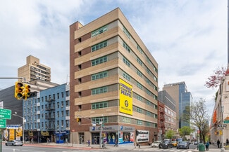 Plus de détails pour 1114 First Ave, New York, NY - Local commercial à louer