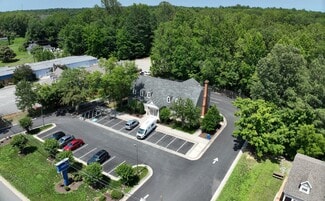 Plus de détails pour 284 N Main St, Kilmarnock, VA - Local commercial à vendre