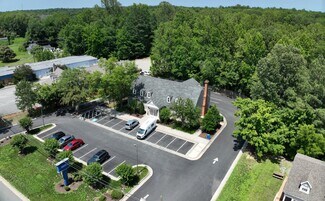 Plus de détails pour 284 N Main St, Kilmarnock, VA - Local commercial à vendre