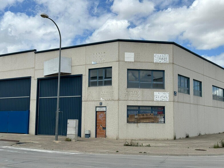 View Photo