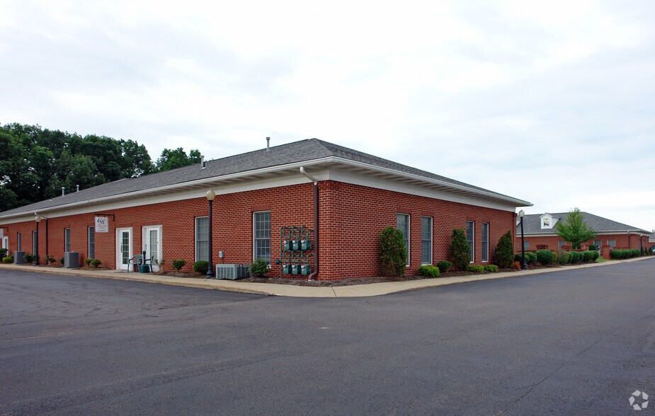 1891 Georgetown Rd, Hudson, OH à louer - Photo principale – Image 3 sur 27