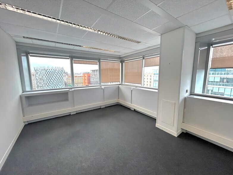 40 Boulevard De Dunkerque, Marseille à louer - Photo intérieure – Image 2 sur 17