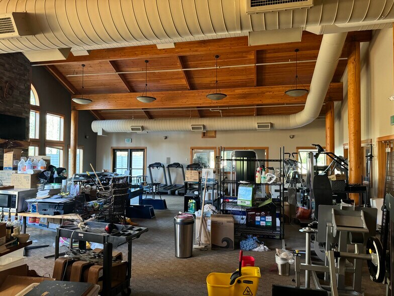 18135 Cottonwood Rd, Sunriver, OR à vendre - Photo intérieure – Image 3 sur 47