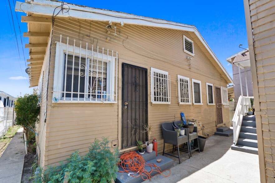 965 W 47th St, Los Angeles, CA à vendre - Photo de l’immeuble – Image 3 sur 13