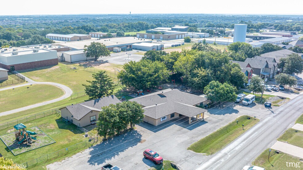 3015 James Rd, Granbury, TX à vendre - Photo de l’immeuble – Image 2 sur 6