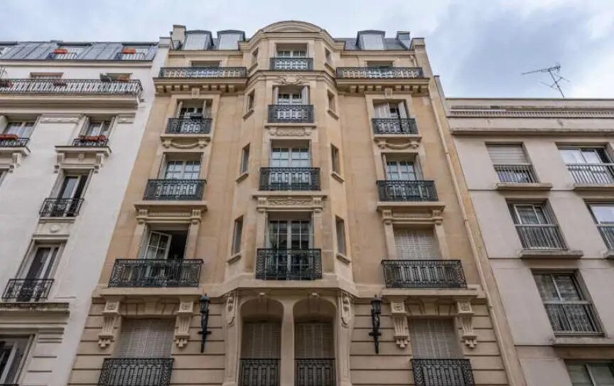 Bureau dans Paris à louer Photo de l’immeuble– Image 1 sur 9