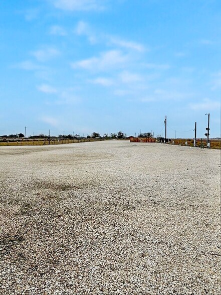 22014 State Highway 35 S, Palacios, TX à vendre - Photo de l’immeuble – Image 3 sur 7