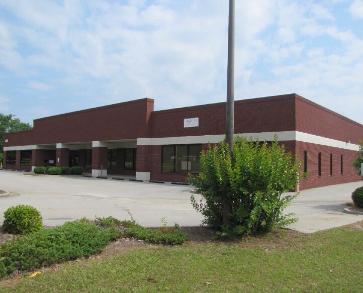 820 Duke Ave, Warner Robins, GA à louer - Photo principale – Image 1 sur 21