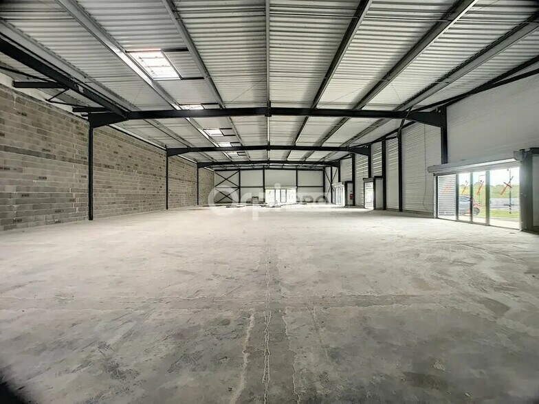 Local commercial dans Anse à vendre - Photo intérieure – Image 3 sur 8