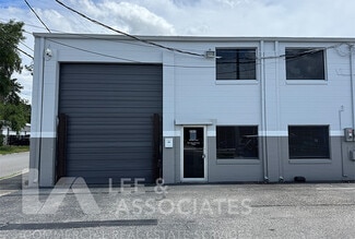 Plus de détails pour 2100-2122 W Central Blvd, Orlando, FL - Industriel/Logistique à louer