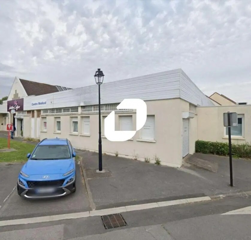 Local commercial dans Croissy-Beaubourg à vendre Photo de l’immeuble– Image 1 sur 9