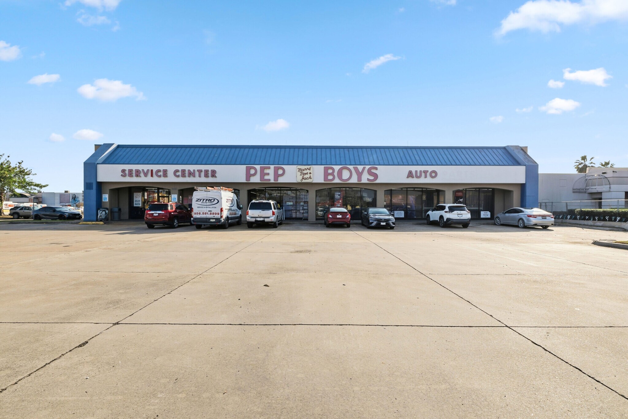 2336 Boca Chica Blvd, Brownsville, TX à louer Photo principale– Image 1 sur 11