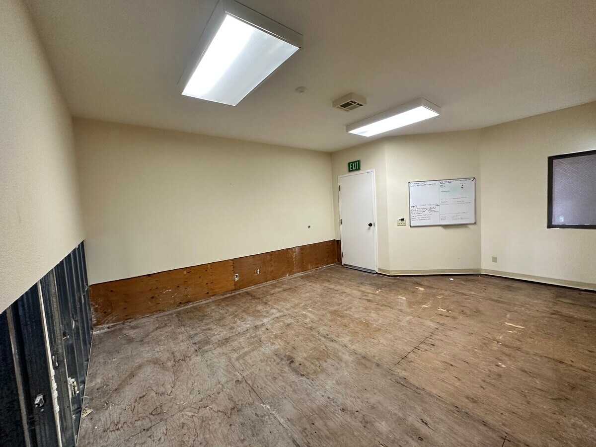 200 S 13th St, Grover Beach, CA 93433 - Lot 211 & 212 -  - Photo intérieure - Image 1 of 3