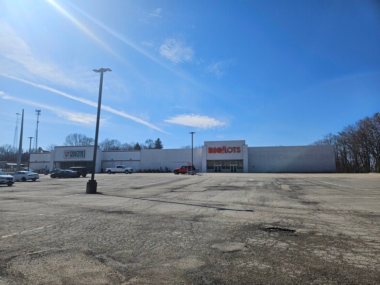 15977-15981 State Route 170, Calcutta, OH à louer - Photo de l’immeuble – Image 3 sur 44