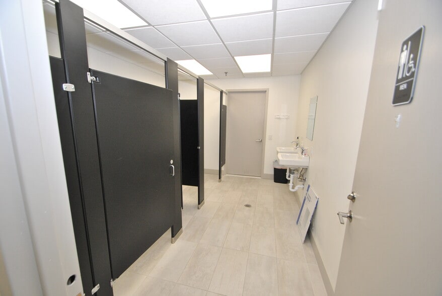 10 Allen St, Toms River, NJ à louer - Photo intérieure – Image 3 sur 8