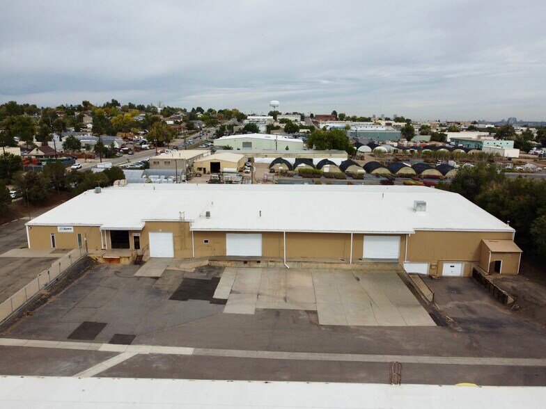 3200 S Zuni St, Englewood, CO à louer - Photo principale – Image 1 sur 9