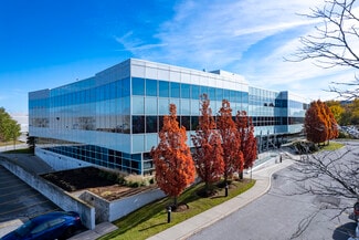 Plus de détails pour 120 E Beaver Creek Rd, Richmond Hill, ON - Bureau à louer